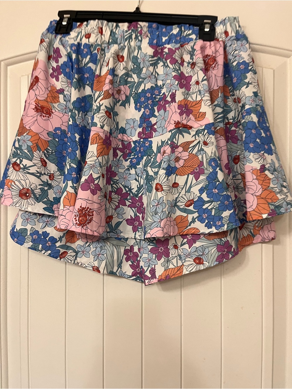 Women’s Floral Ruffle Skort in Multi-Color - Picture 3 of 6